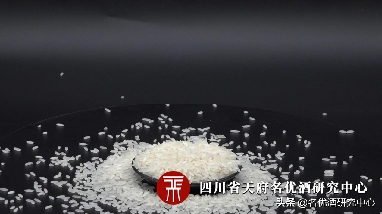 粮食酒苦涩味是什么原因,白酒有苦味是怎么处理