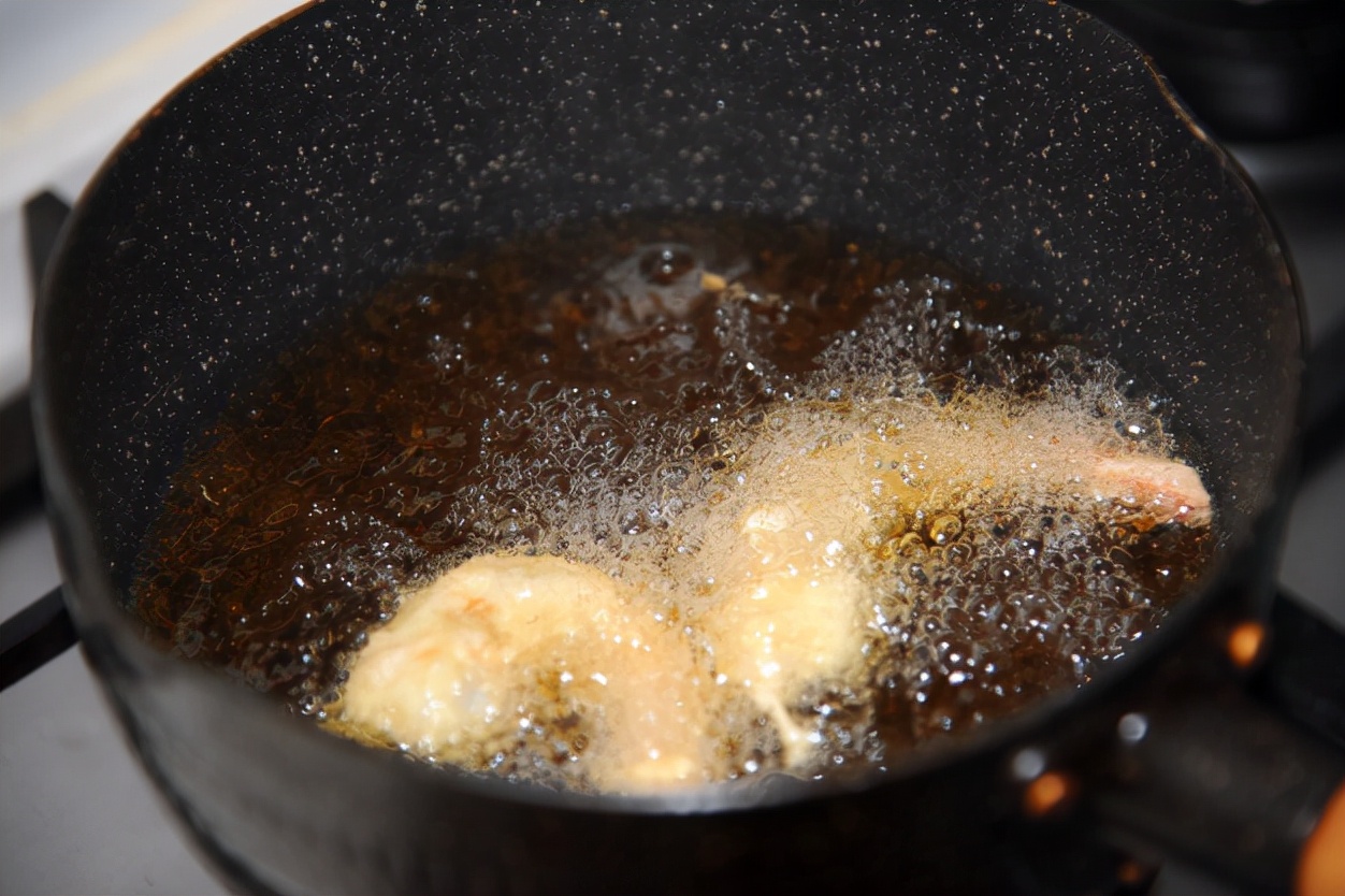 怎么样做出的虾仁口感脆爽滑,如何做出来的虾仁又嫩又好吃