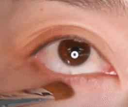 眼妆教程一妆一盘,眼妆一画就显脏