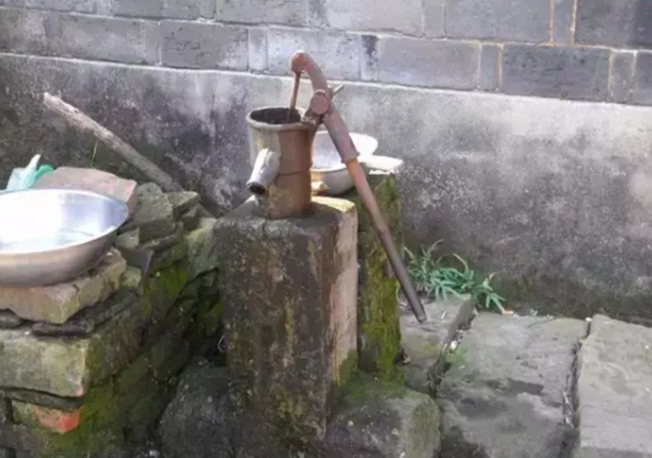 农村如何防止水管上冻,自来水管冻了最好的解决办法