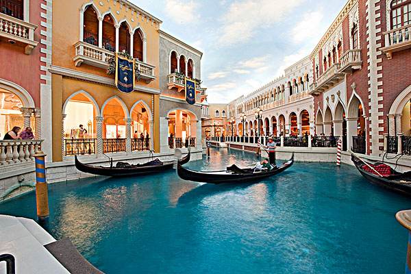 澳门旅游攻略便宜酒店,澳门一日游带娃住珠海攻略