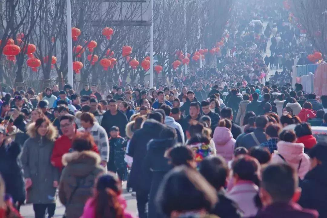 郑州新晋打卡地标,建业中原文化小镇之足球小镇规划