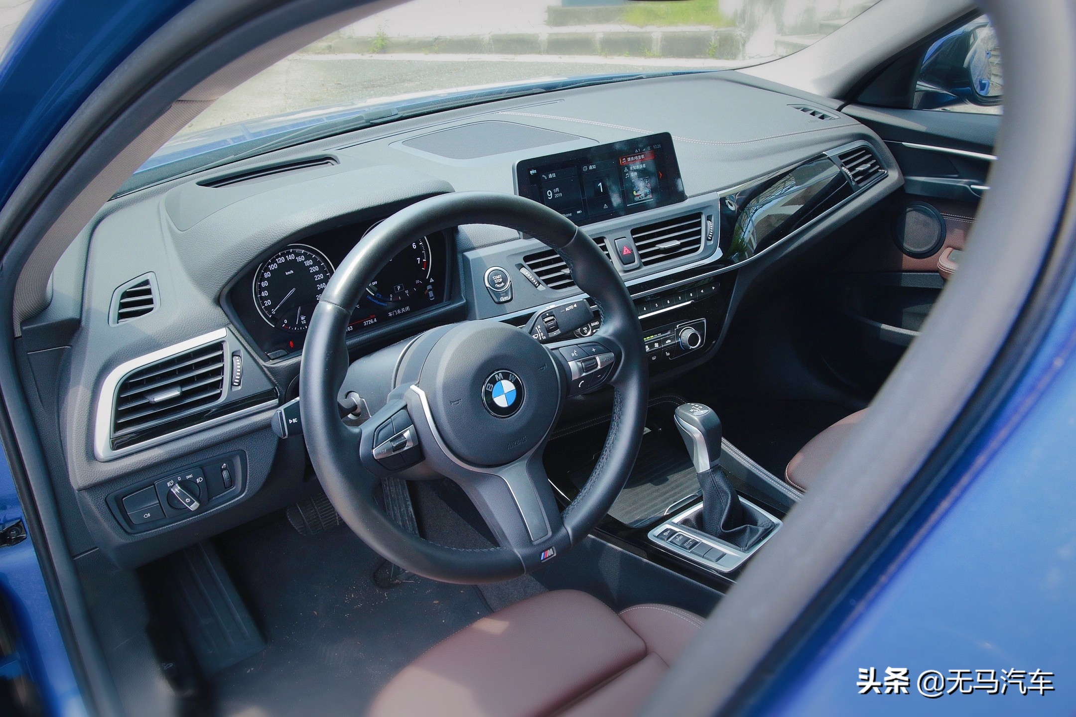 2013款宝马118i试驾视频,宝马118i时尚款值不值得买