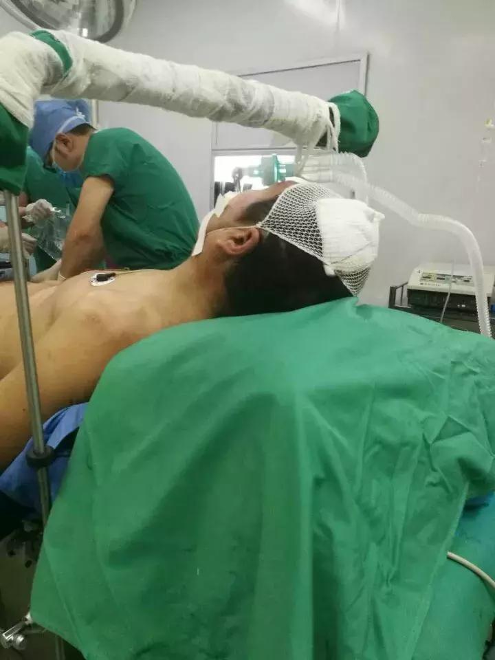 邯郸市中心医院骨四科,邯郸市峰峰矿区医院骨四科医生