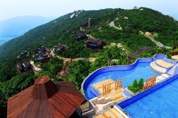 去三亚自由行住酒店还是民宿,去三亚旅游住哪最好