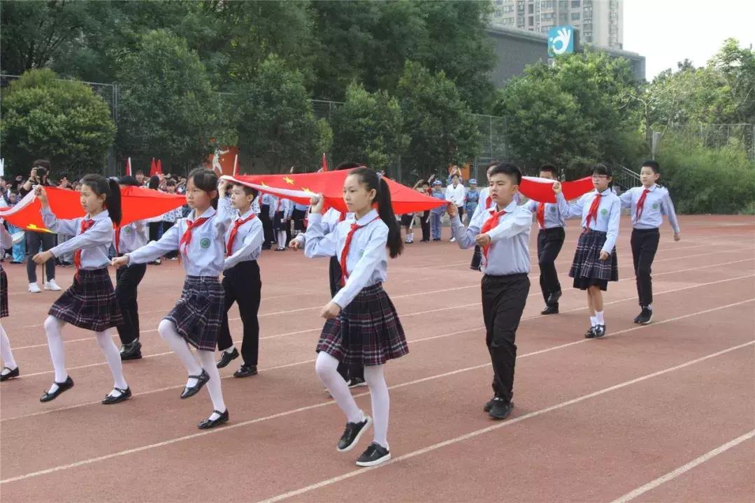 传红色精神承家国情怀,传红色精神做有志少年征文