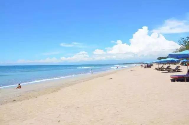 巴厘岛最垃圾的海滩,巴厘岛度假胜地