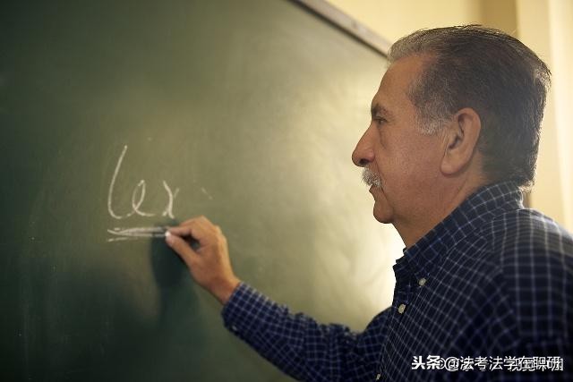 分享自学经验,零基础自学法律怎么入门