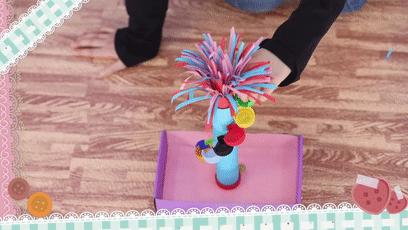 用啤酒的瓶盖怎么做成玩具,六个瓶盖可以做什么手工玩具