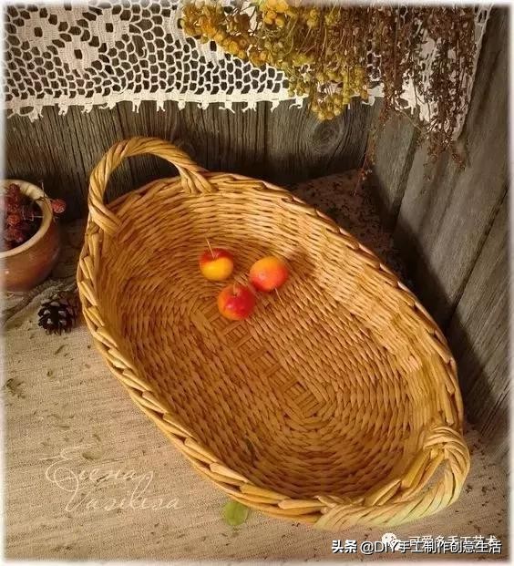 旧报纸变废为宝手工编织收纳筐,旧报纸制作简易的收纳筐