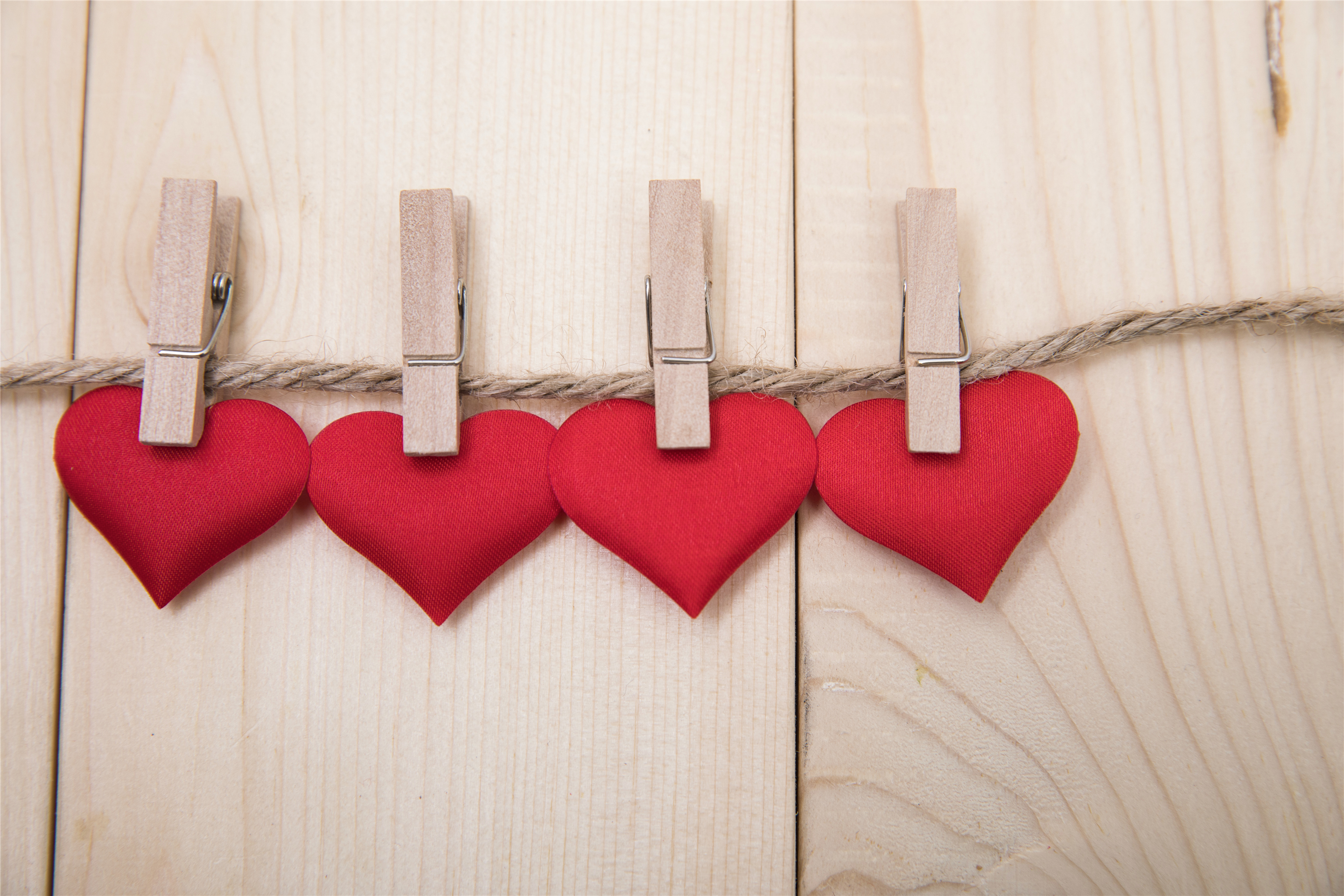 女人不要用美色去吸引男人,不要用女人来试探男人