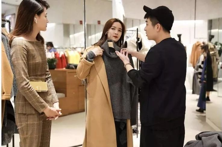 雅莹旗下四个品牌,与雅莹齐名的品牌