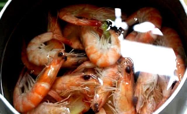 大虾怎么煮又嫩又好吃,白灼大虾煮出来有腥味怎么弄