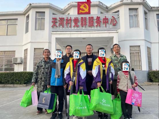 暖冬行动关爱留守儿童送温暖,合肥市儿童礼物