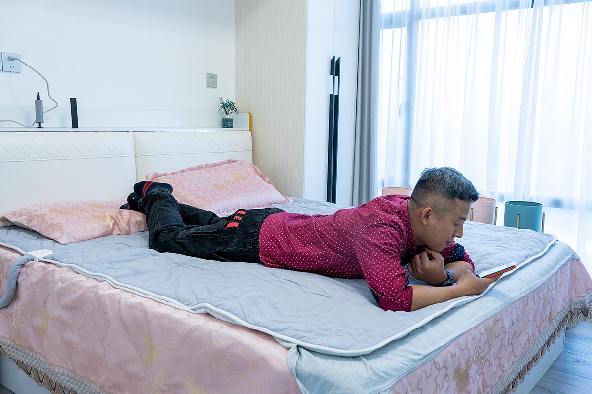 潮湿的环境可以用电热毯吗,冬天别再用电热毯了