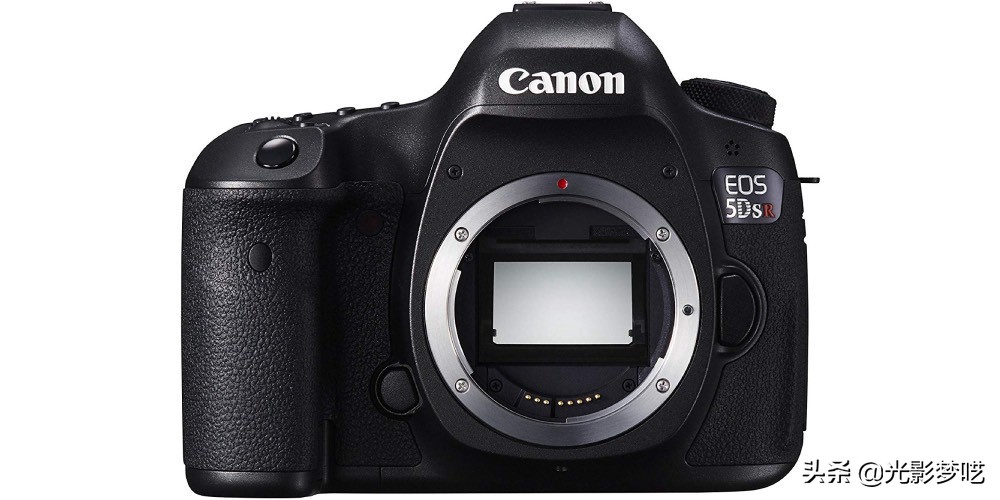 新手入门万元全画幅单反相机推荐,尼康全画幅单反相机哪个性价比高