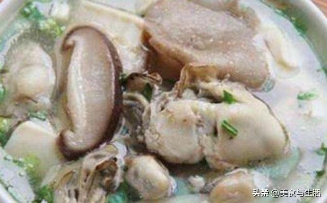 不带壳生蚝水煮几分钟最好吃,带壳生蚝最简单的方法是怎么吃