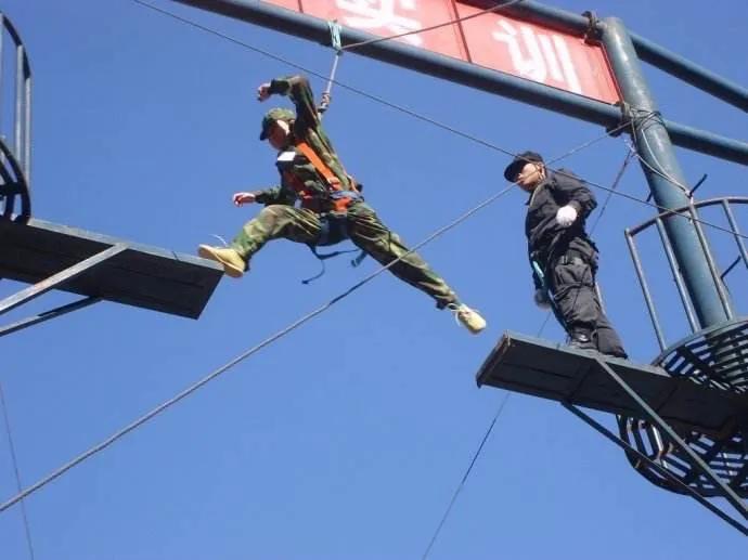 寮曢鍙宠剳鏍￠暱,寮曢鍙宠剳鎬婚儴鍩硅瑙嗛