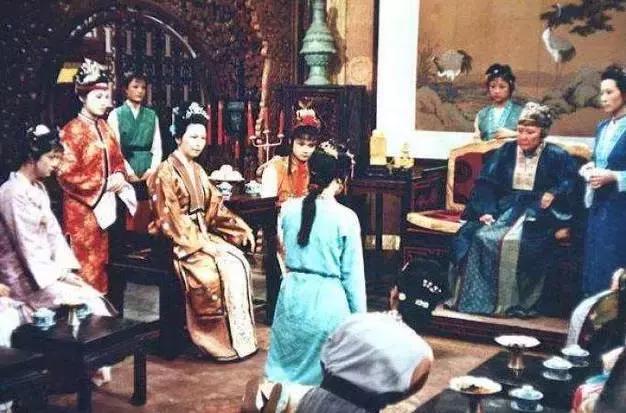 探春的经历和性格,探春很有智慧