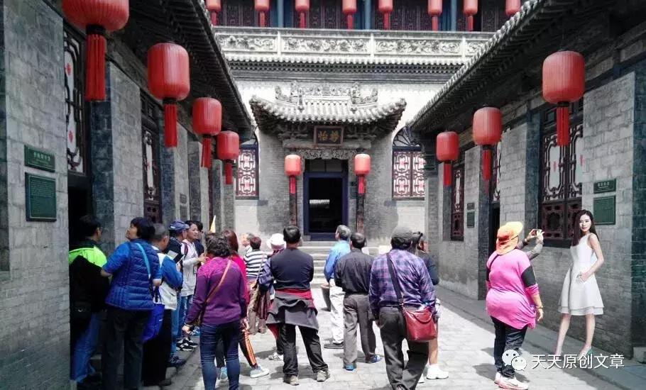 你应该这么玩Excel-来，和明星合个影