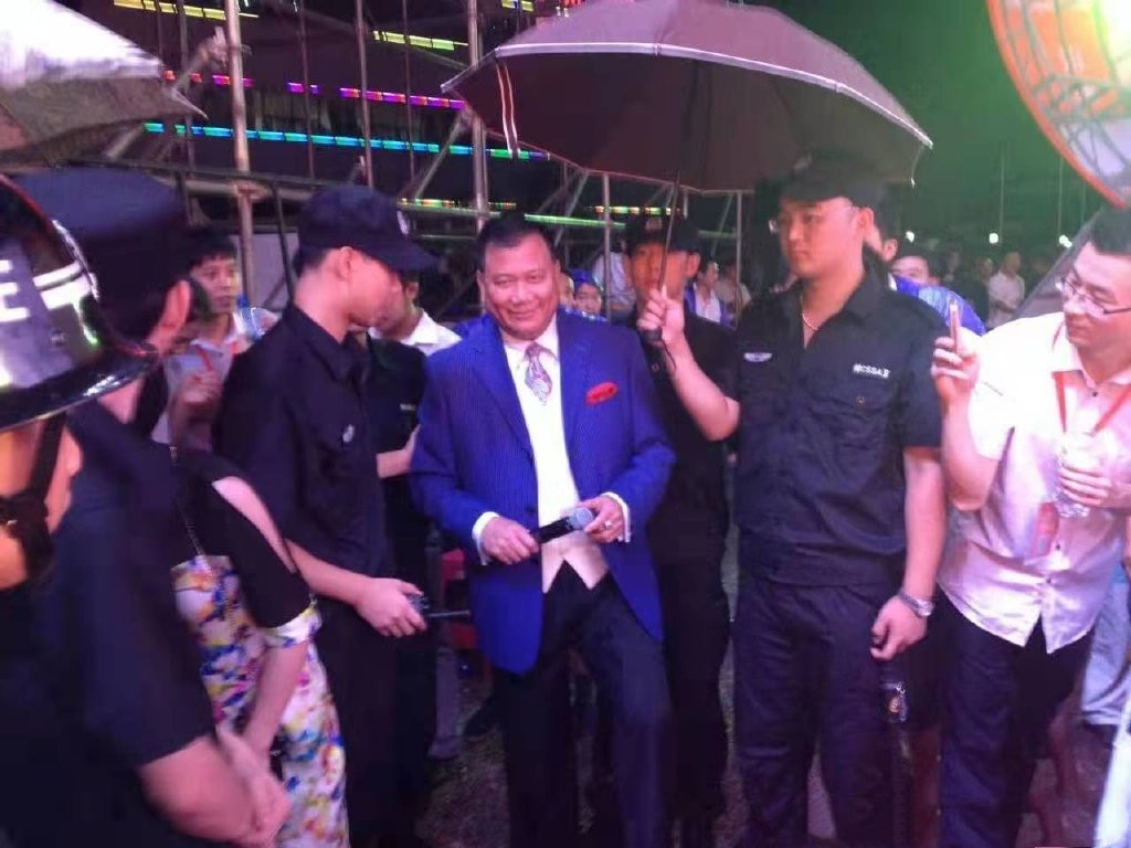 万梓良有几套房,万梓良房产有多少