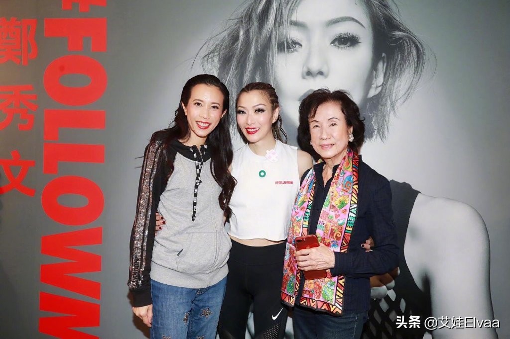 莫文蔚长腿造型,莫文蔚最新短裤