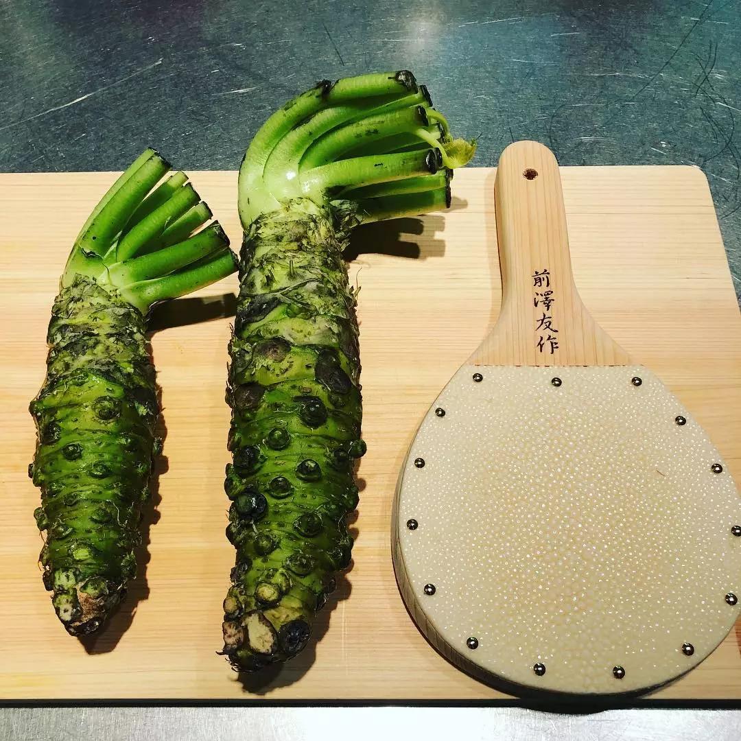 日本身价2220亿的富豪网上征婚，网友表示：“我可以！”