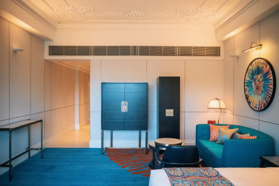 200块钱住北京,200块住酒店吃大餐