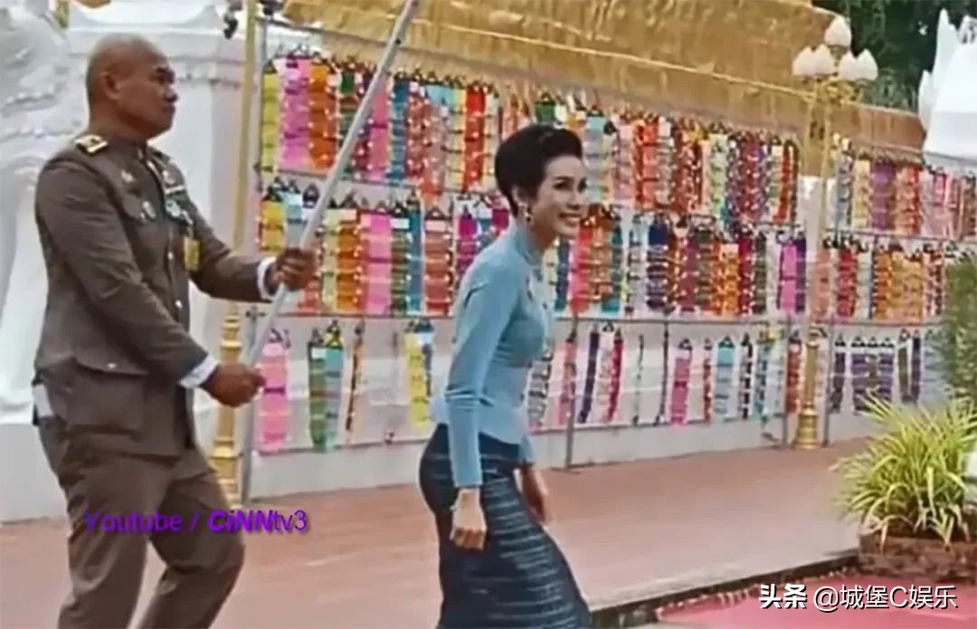 诗丽吉的蓝宝石首饰,诗丽吉蓝宝石