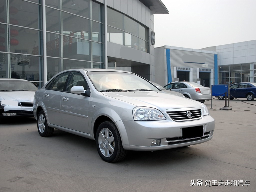 新款别克凯越外观怎么样,别克凯越老款红色高配自动挡