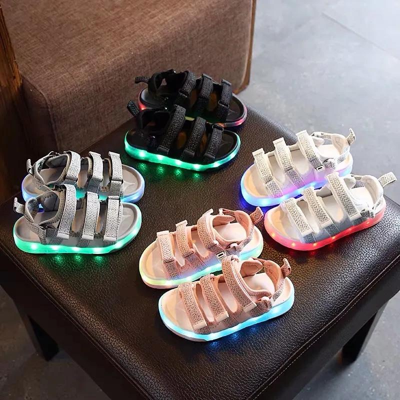 儿童穿哪种凉鞋比较好测评,关爱宝宝从脚开始