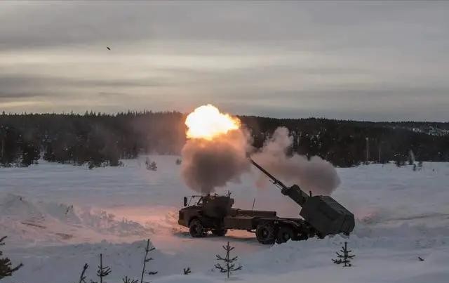 155炮能覆盖半个足球场吗,155毫米火炮威力有多强