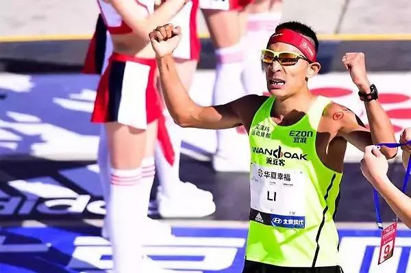 杨定宏董国建李子成同场,杨定宏李子成关系