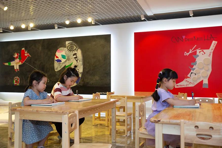 最潮国际插画展,跟我一起走进国际插画艺术大展