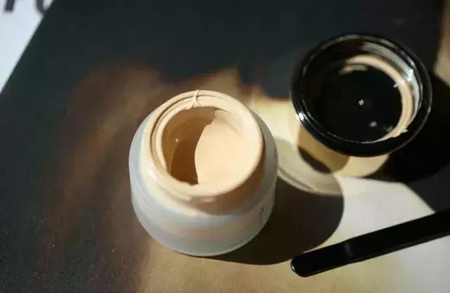 十大公认好用的粉底液排名滋润型,适合秋冬各种皮肤的粉底液