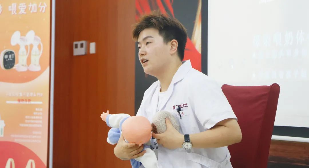 新贝童谣里沙龙回顾：母乳喂养新理念和新工具