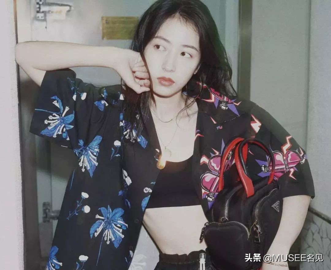 好看的人跟好看的人一起玩,为什么好看的女生都跟丑的在一起