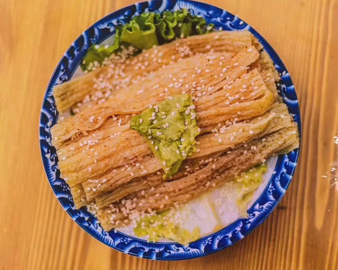 CBD里的Chloe、AmandaandKatharine,都在㳽到脑壳买农副产品