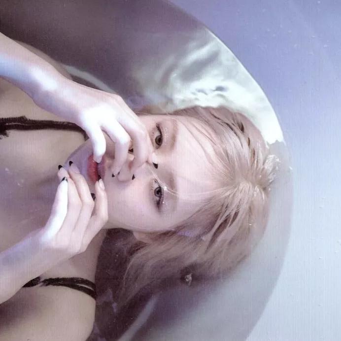 rose朴彩英超仙头像,朴彩英氛围感头像