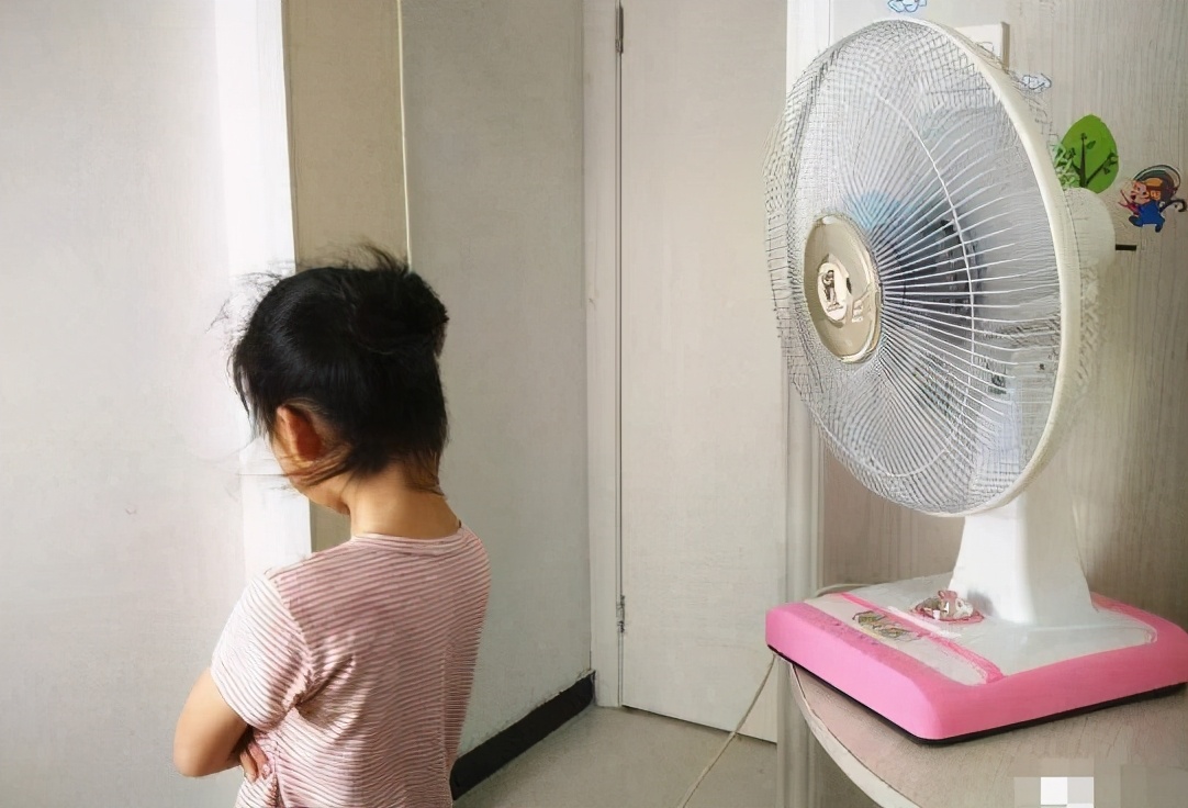 家庭空气加湿正确方法,天天吹空调湿气重怎么办