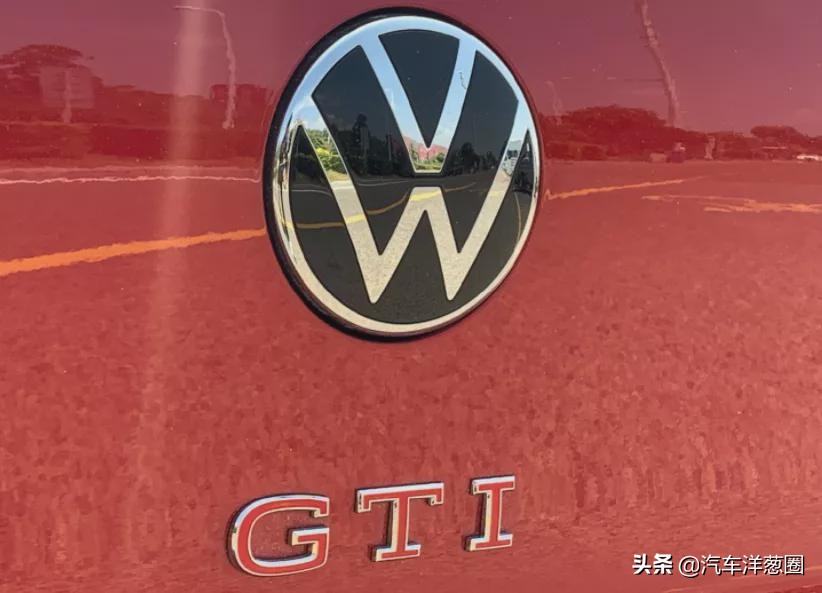 高尔夫gti碾压30万以下的车,最后一代燃油版高尔夫gti