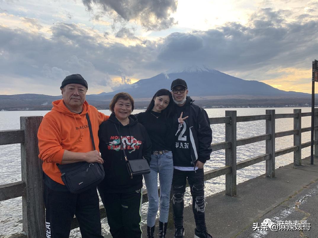 潘玮柏已当爸爸是真的吗,潘玮柏综艺当爸爸