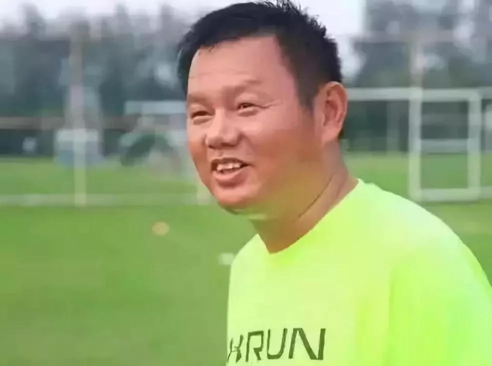 *光脱**衣服，不然就滚蛋：千万别把你的女儿交到*兽禽**手中