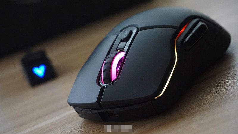 英菲克无线鼠标是国产的吗,既能有线又能无线电竞鼠标推荐