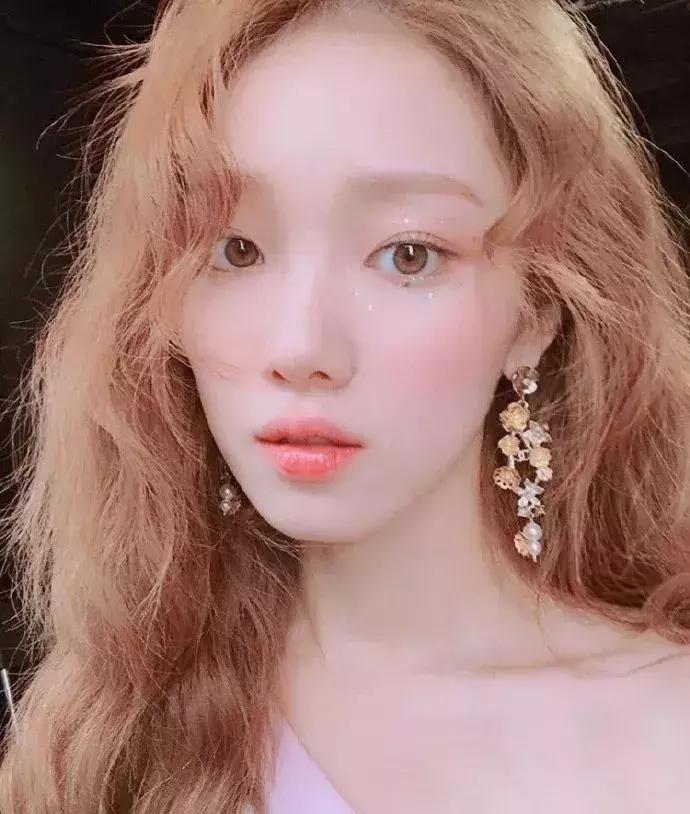 泫雅同款懒人妆,泫雅高颜值