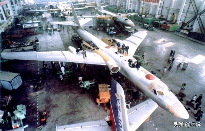 轰-6研制成功,16年极度保密,1984年阅兵才公开亮相