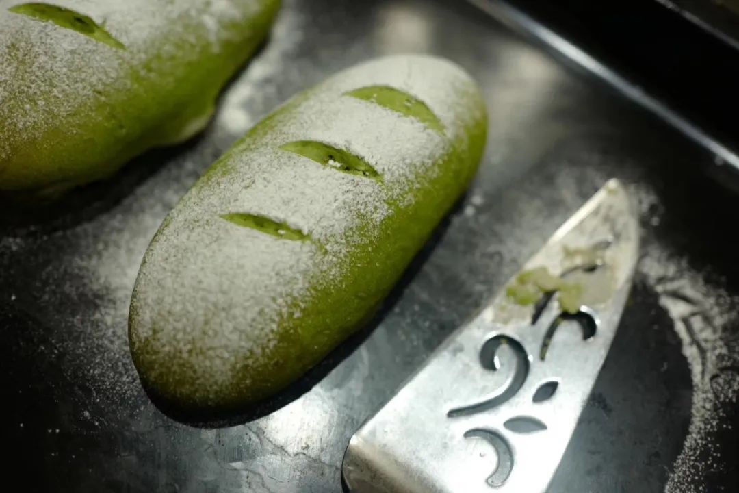 万人定闹钟早起云约早饭，为了去世界各地摆摊卖小吃做准备