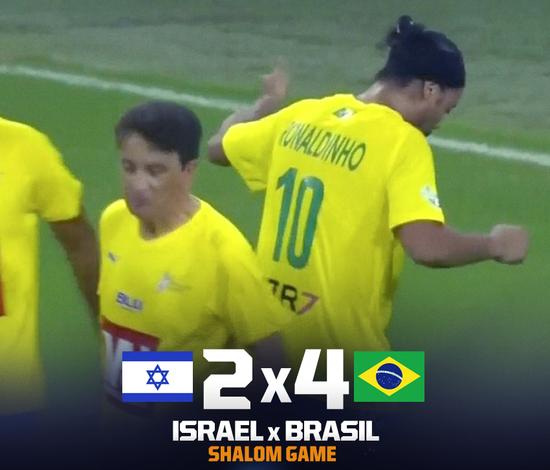 因长得帅染黄？美女主裁向37岁卡卡掏牌后求合影！对手看呆+羡慕