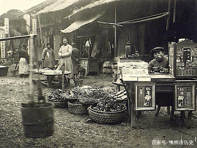 百年前的汉口：满街的美国红屋牌香烟
