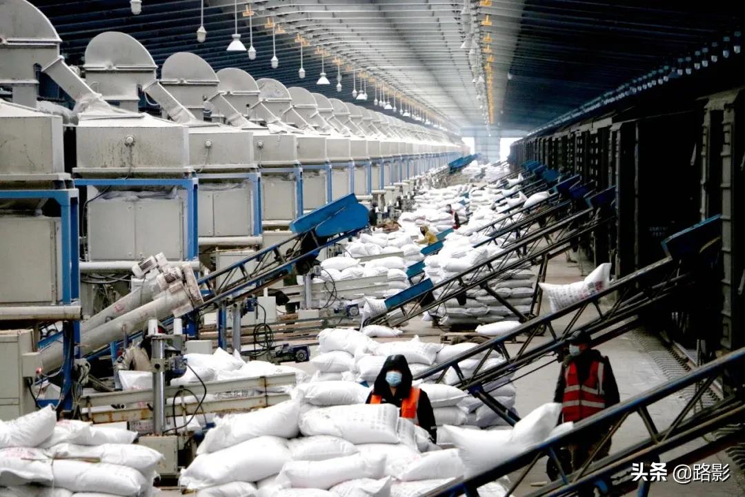 战疫情保春运铁路警察在行动,抗击疫情守护平安摄影征稿